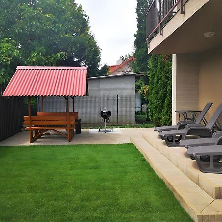 Mandara Wellnes Apartmanok Siófok Zewnętrze zdjęcie