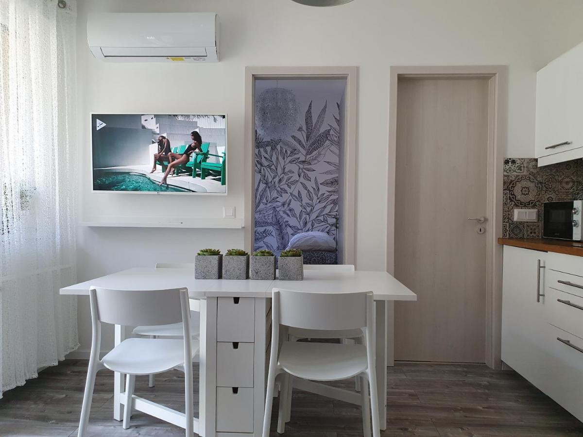 Mandara Wellnes Apartmanok Siófok Zewnętrze zdjęcie