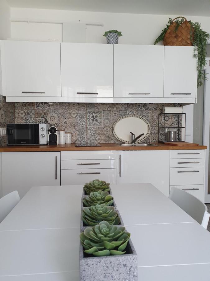 Mandara Wellnes Apartmanok Siófok Zewnętrze zdjęcie