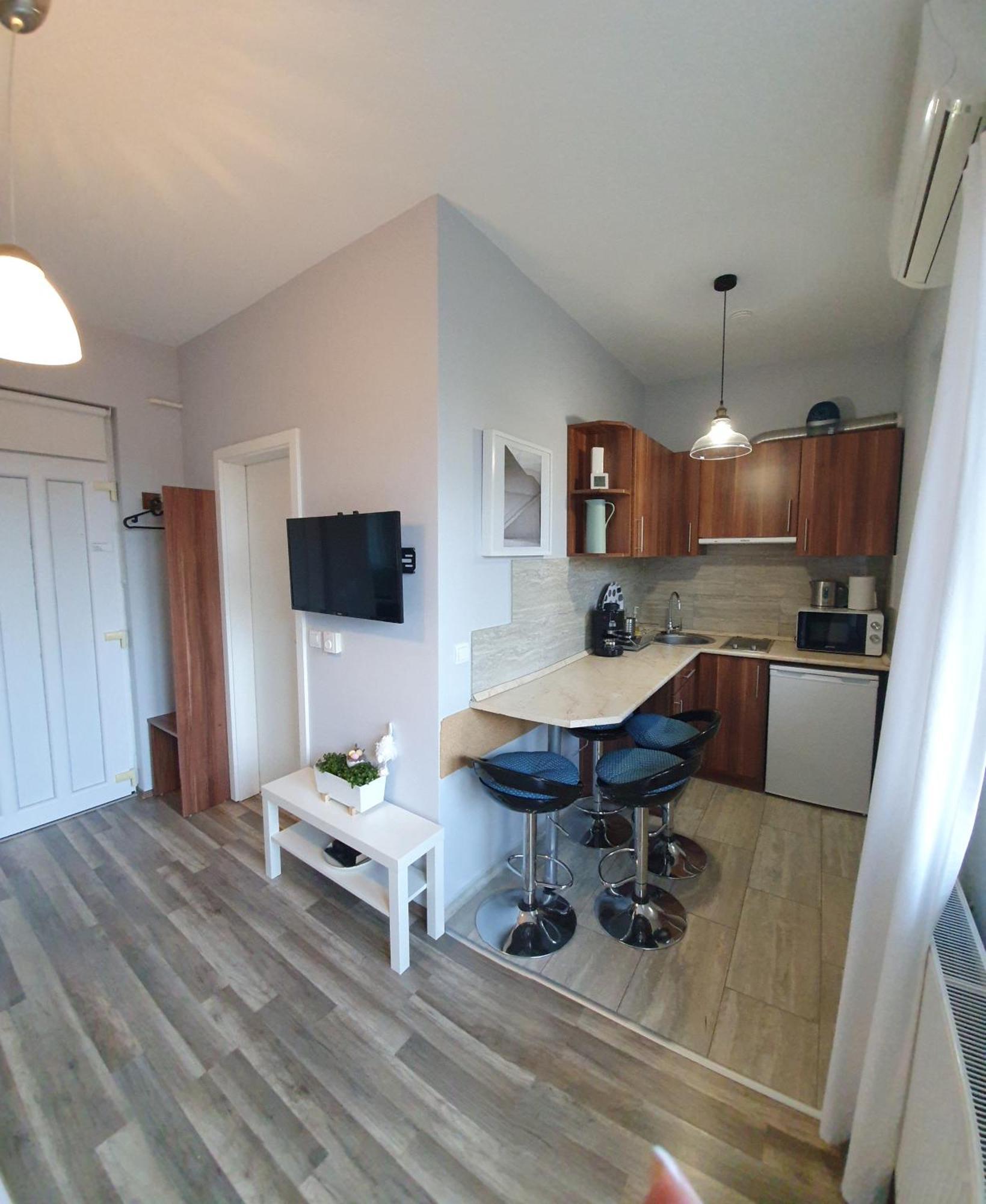 Mandara Wellnes Apartmanok Siófok Zewnętrze zdjęcie